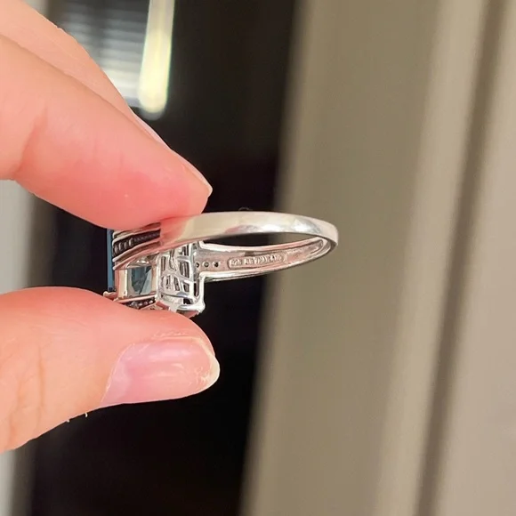 Aquamarine 925 Sterling Silver Ring Size 9 Made In Thailand - Picture 8 of 9